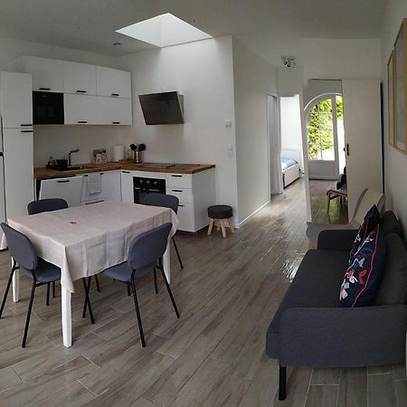 Charmant Et Lumineux Logement, Au Coeur De 꺄부흐 외부 사진